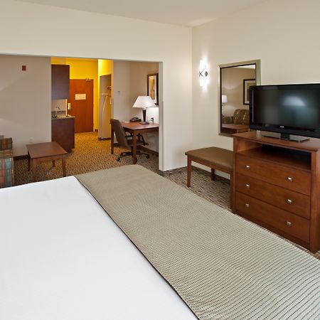 Holiday Inn Express & Suites Ripley By Ihg Camera foto