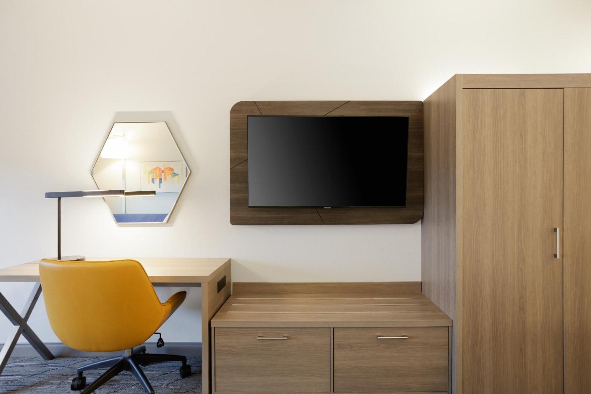 Holiday Inn Express & Suites Ripley By Ihg Esterno foto