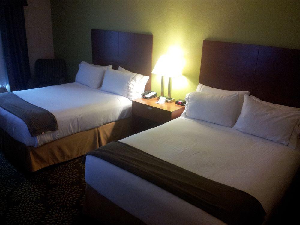 Holiday Inn Express & Suites Ripley By Ihg Esterno foto
