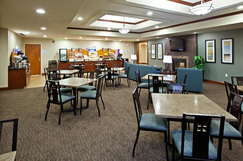 Holiday Inn Express & Suites Ripley By Ihg Esterno foto